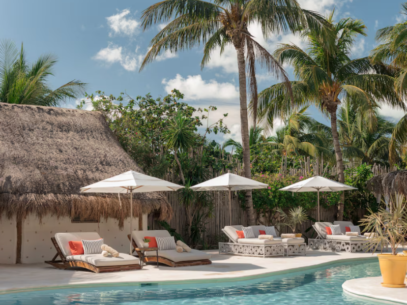 Casasandra_Aussenpool