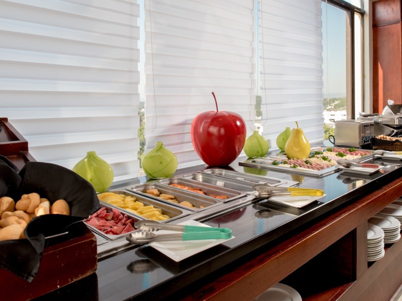 Hodelpa Centro Plaza - Breakfast buffet