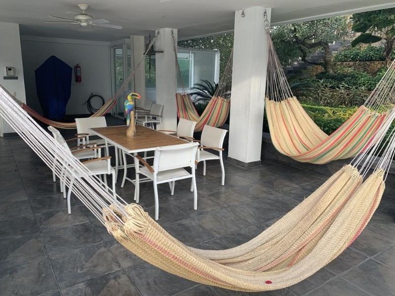 Hammock Area