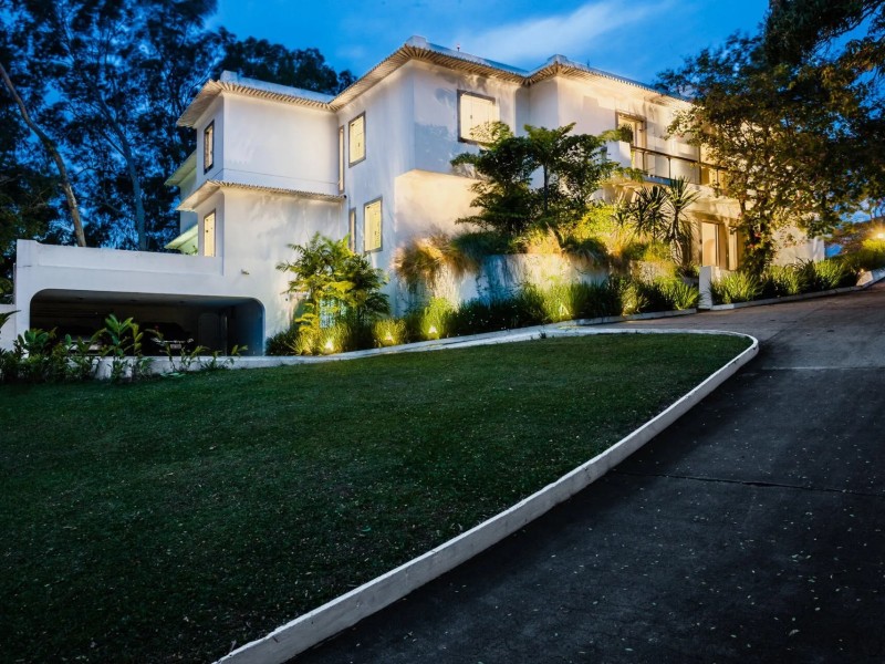 Vila Santa Teresa from outside
