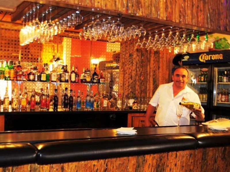 Misión Santa María - Bar