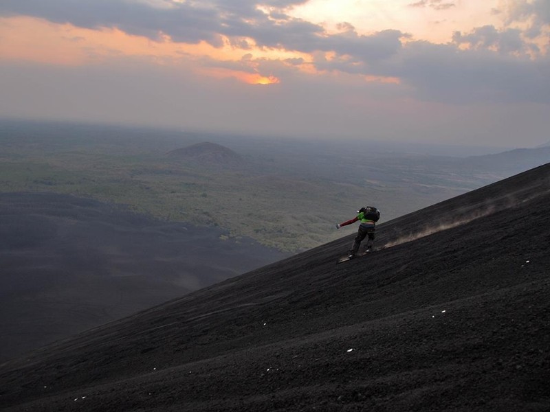 CerroNegroBoarding
