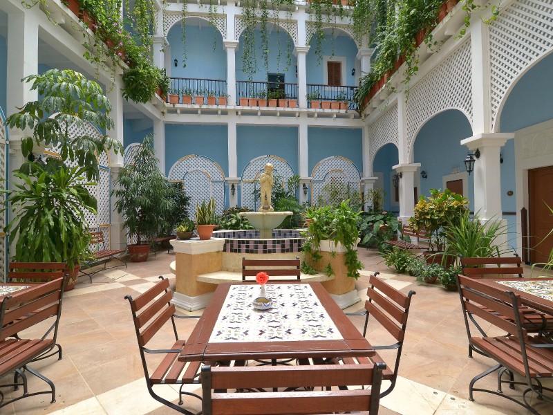 Encanto Barcelona Hotel Innenhof