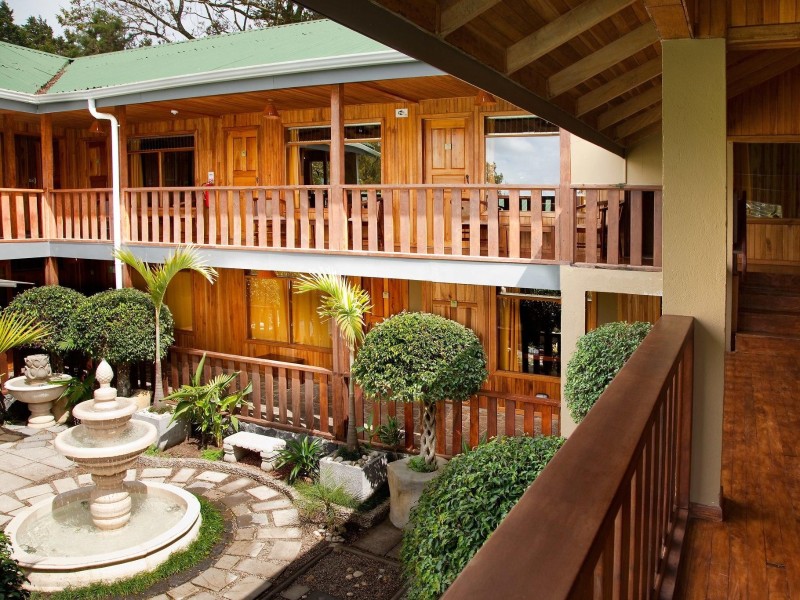 Monteverde Country Lodge