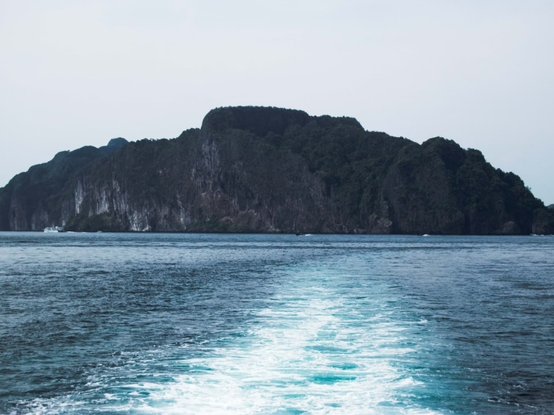 Phi Phi Island Beach Hopping (from Koh P