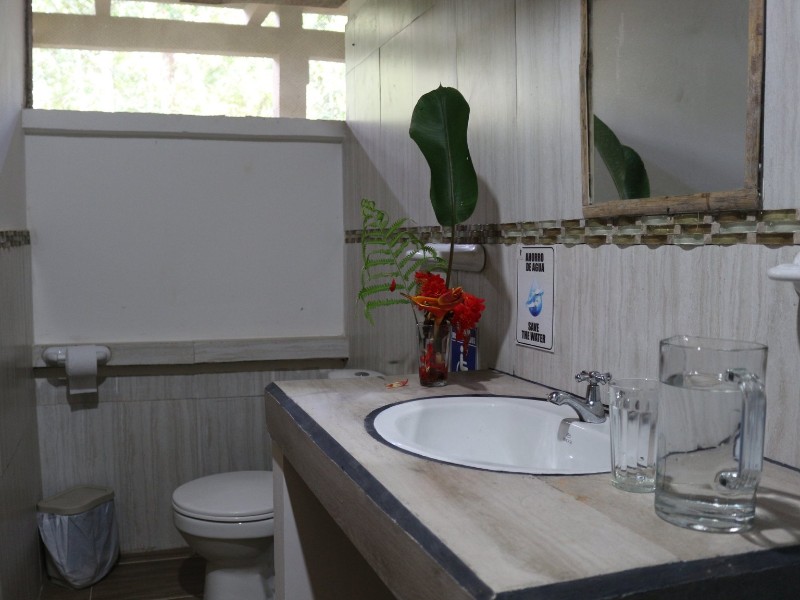 Badezimmer - Canangueno Lodge