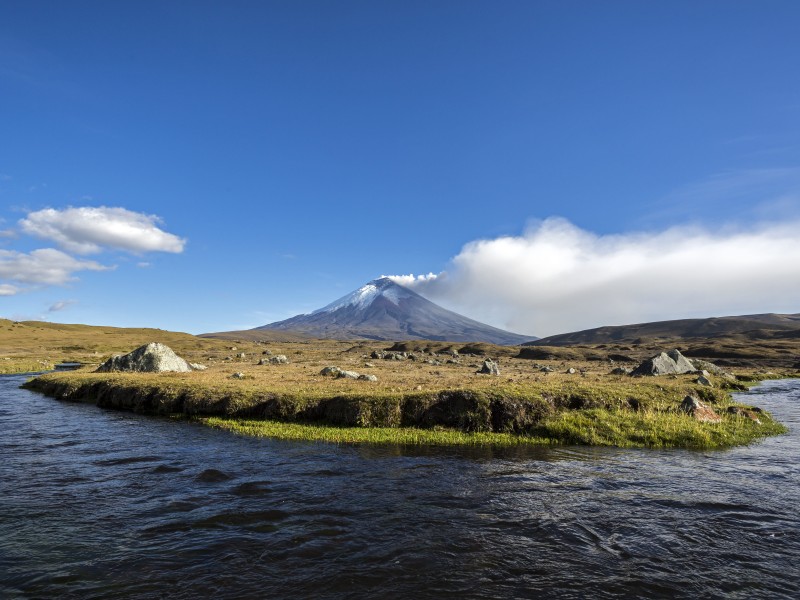 Cotopaxi mit Wasser