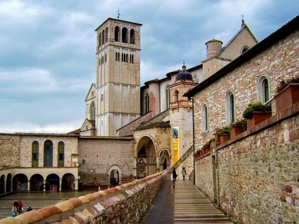 Italien - Umbriens Kultur & Kulinarik - inkl. Flug