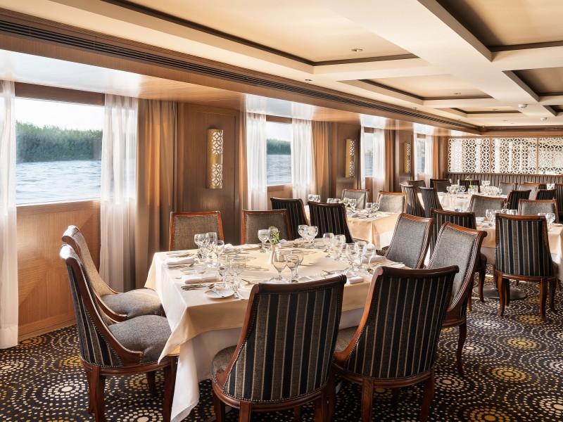 Viceroy Main Restaurant