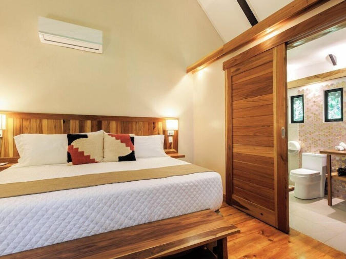 Almonds & Corals_Delux Zimmer