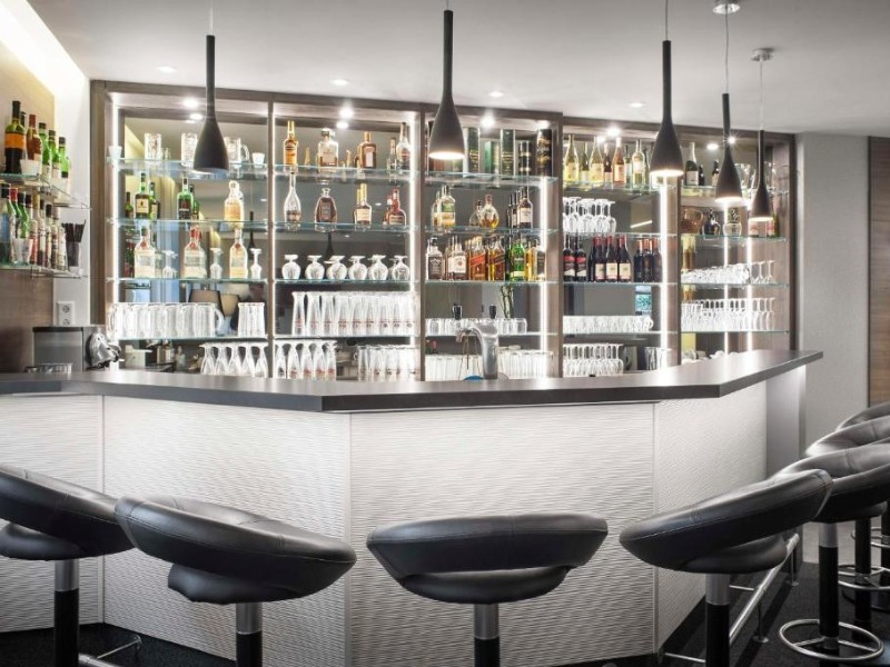 Best Western Hotel Favorit - Bar