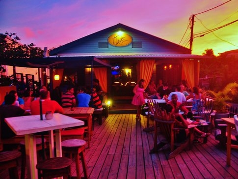 Bar Crawl in Grenada