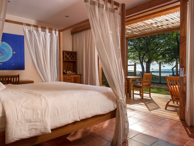 Capitan Suizo Meerseite Gartenzimmer