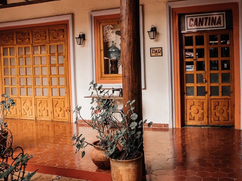 Diego de Mazariegos - Bar