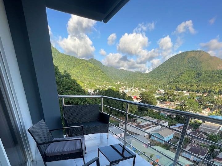 Sapphire Apartments St. Vincent