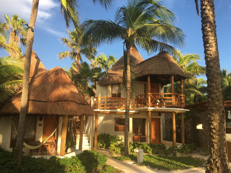 Mahekal Beach - Bungalows