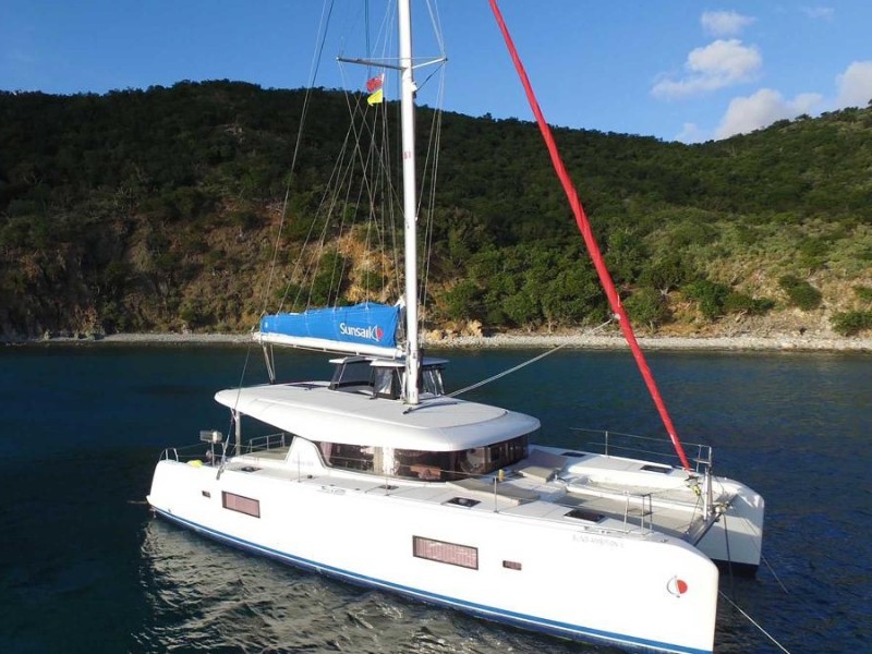 Catamaran on the move