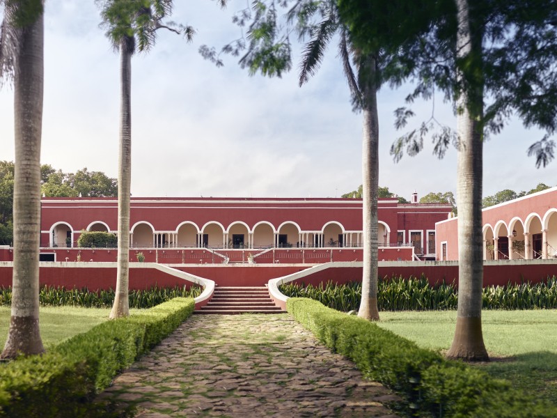 Hacienda Temozon - Garten und Treppe