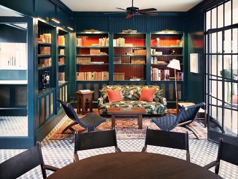 American Trade Hotel - Bibliothek