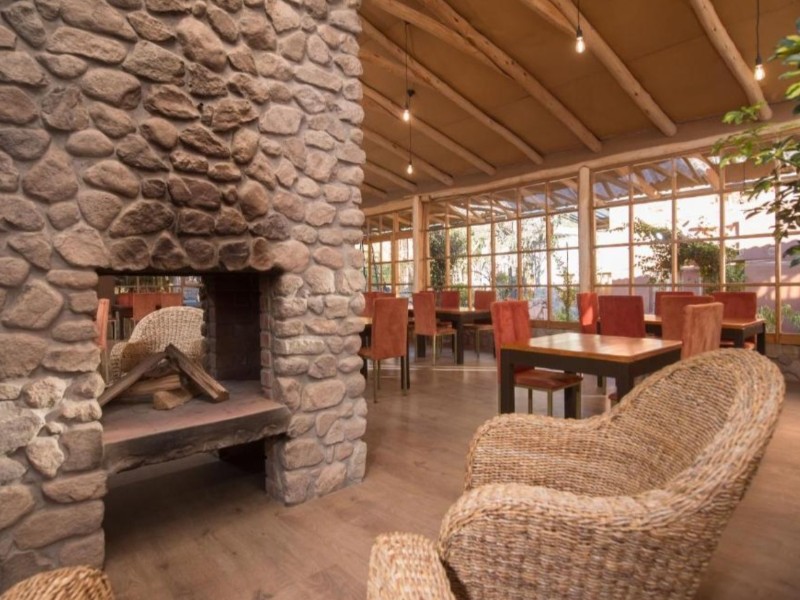 Ava Spots_Restaurant