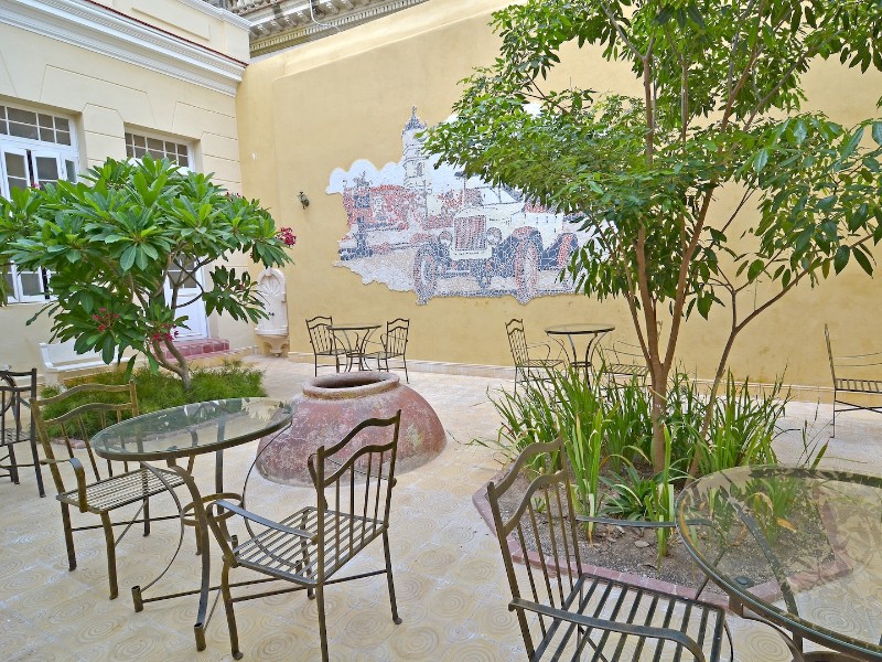 Hotel El Marquez Patio / Terrasse