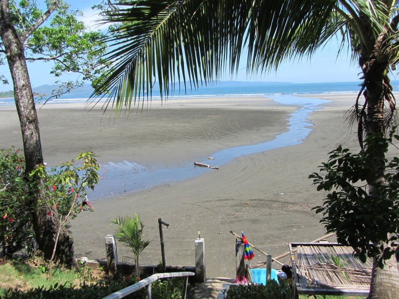 Cabanas Sol y Mar Santa Catalina Strand