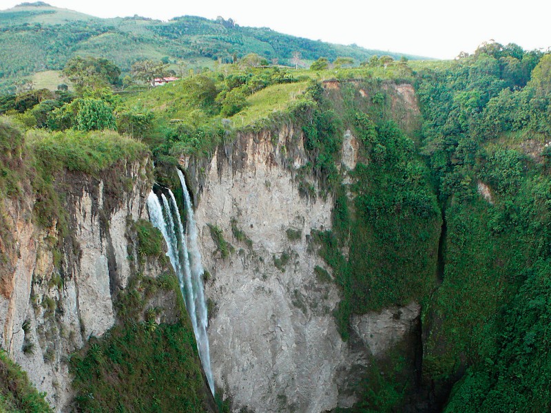 Magdalena-Flussenge, Obando und Isnos