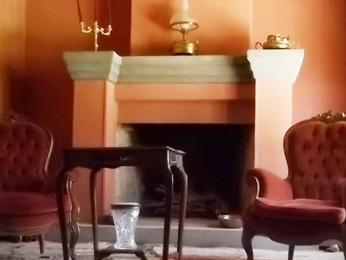 Finca la Sala - Lounge mit Kamin