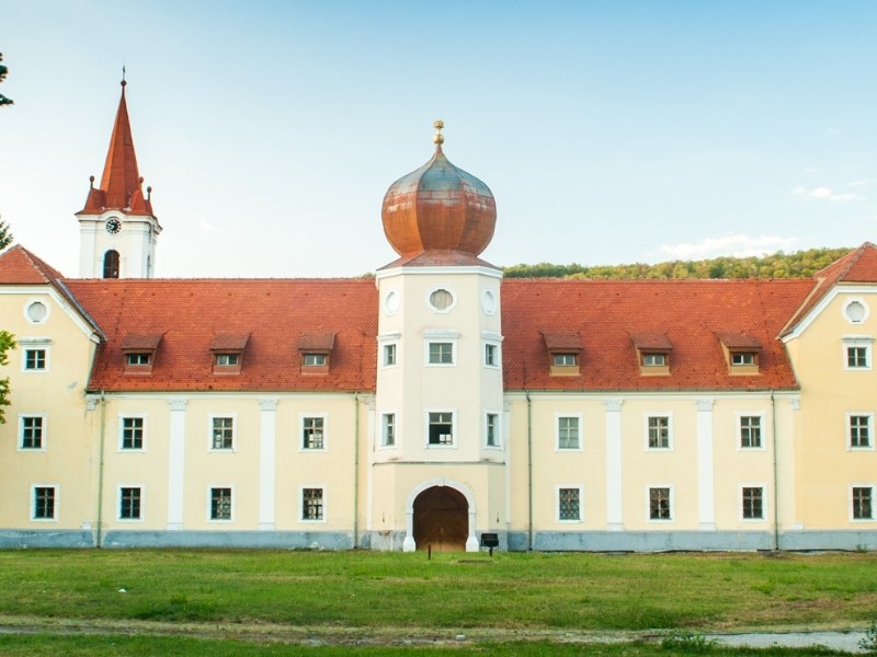 Kutjevo Castle