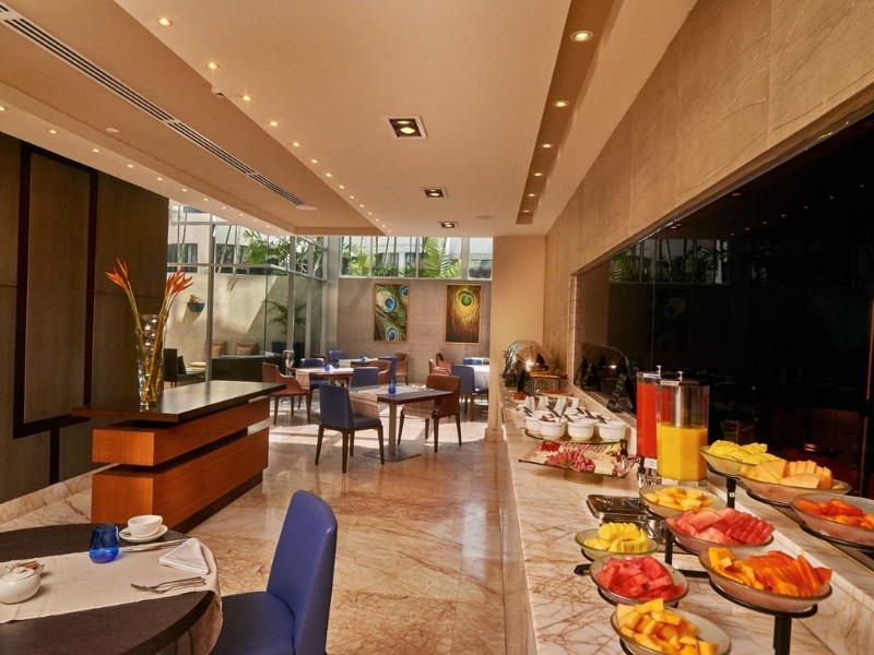 Global Hotel Panama - Frühstück