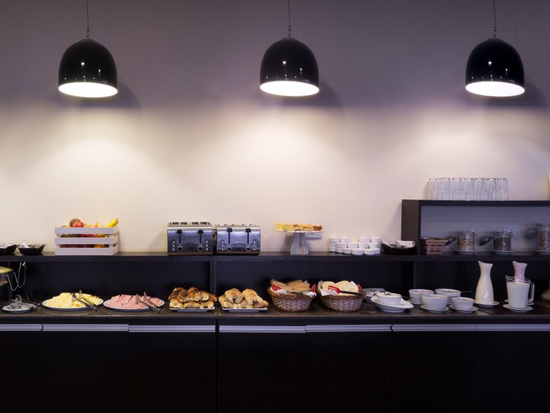 Dazzler - Frühstück