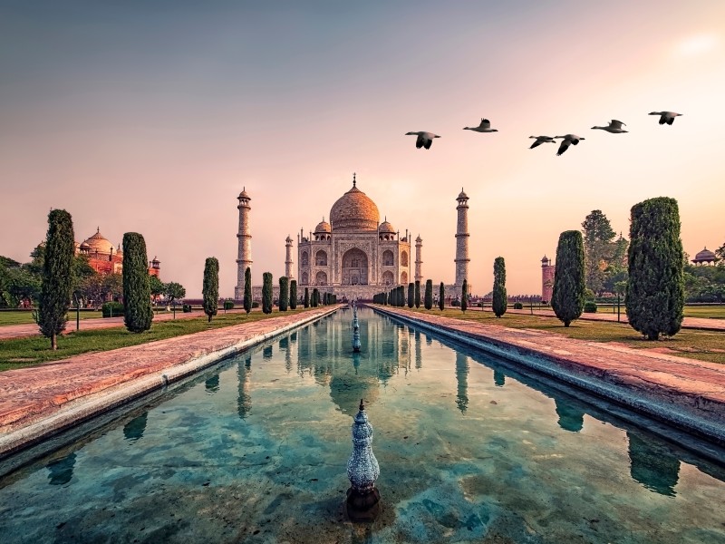Taj Mahal Mausoleum-Agra-Indien