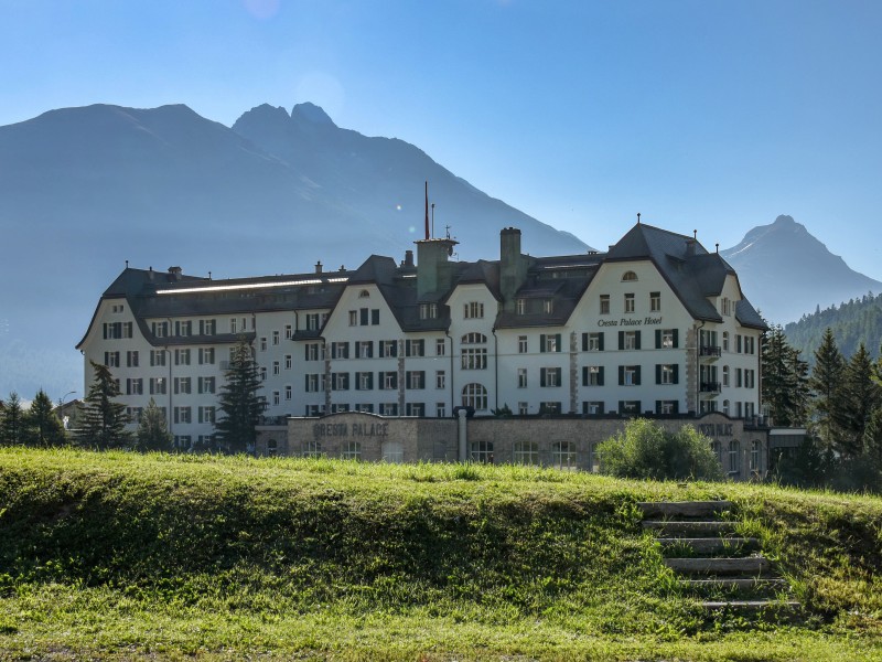Cresta Palace Summer