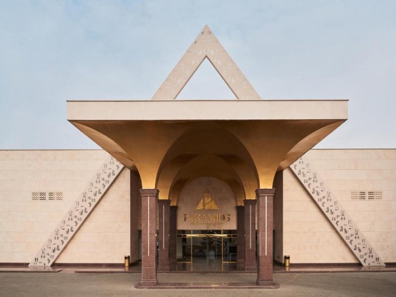 Pyramids Park Resort 