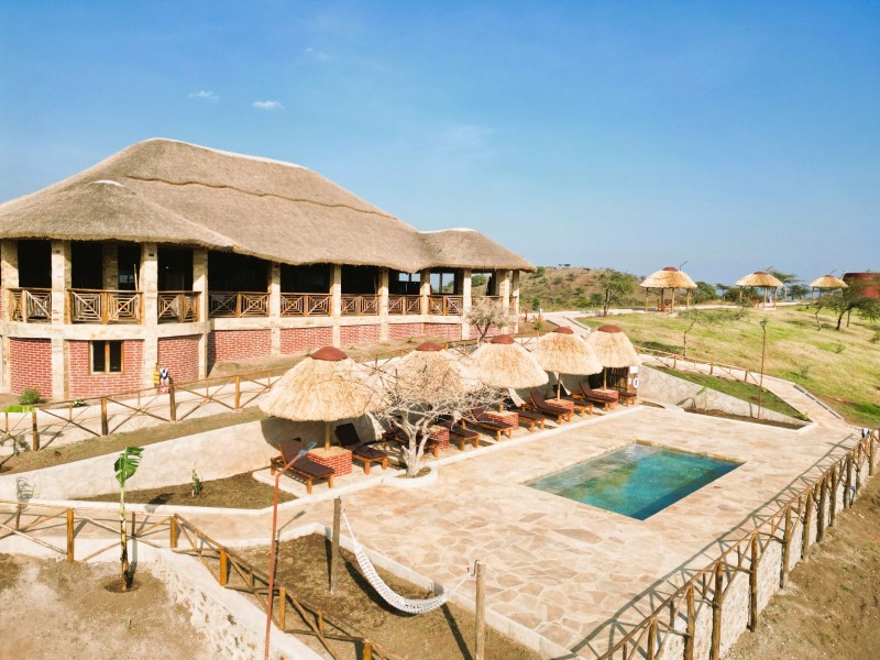 Swimmingpool im Africa Safari Karatu