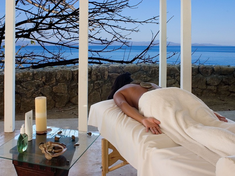 Punta Leona Wellness Area mit Aussicht