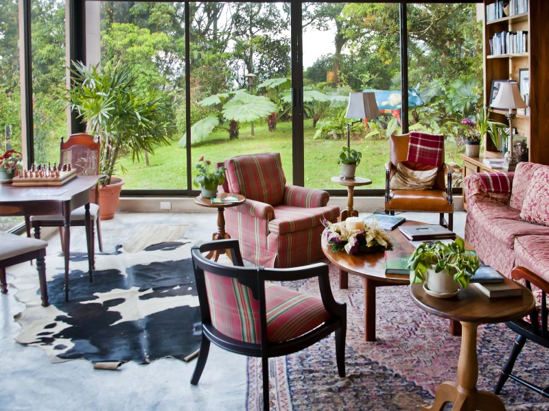 Poas Volcano Lodge - Lobby