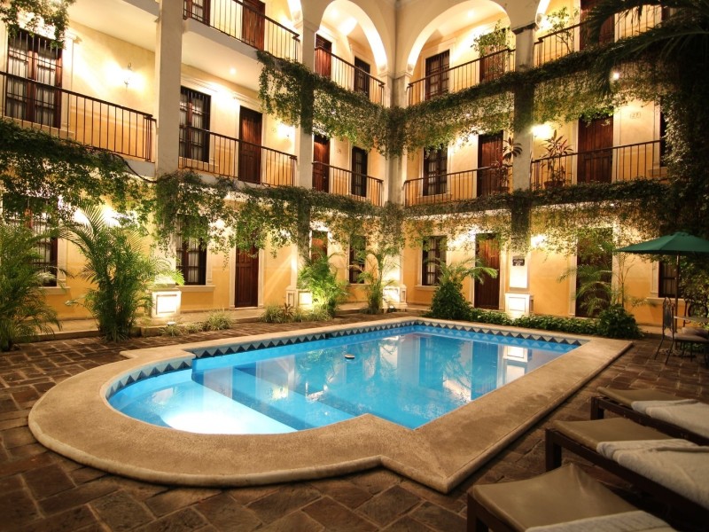 Mision Fray Diego - Pool Abendstimmung