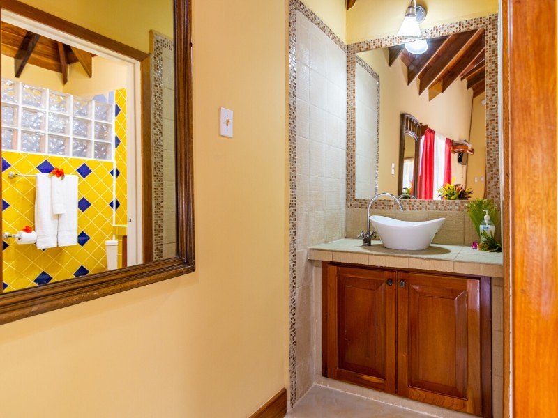 Cahel Pech Village - Badezimmer