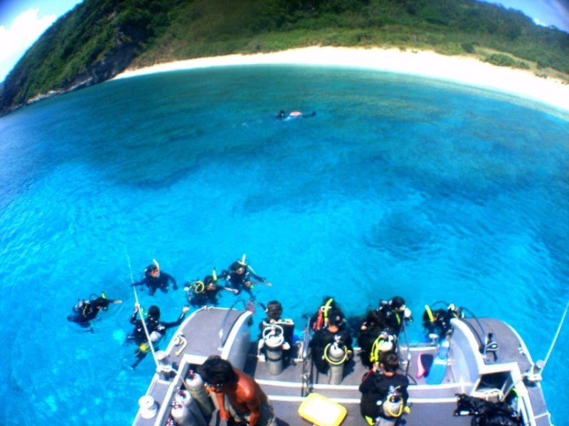Full-Day Snorkeling Experience