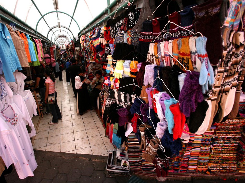 Kunsthandwerksmarkt in Quito