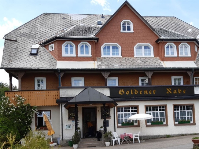 Goldener Rabe, Brend