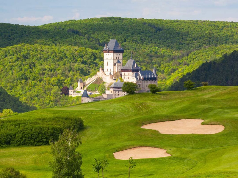 Karlstejn golf course