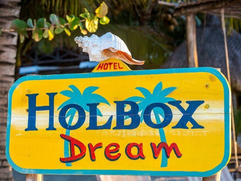 Holbox Dreams - Hotel Schild