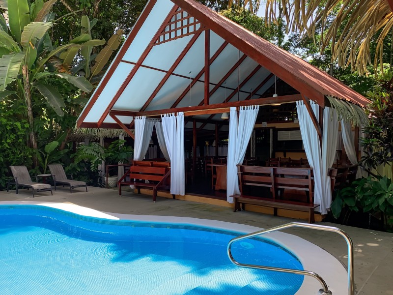 Namuwoki - Pool
