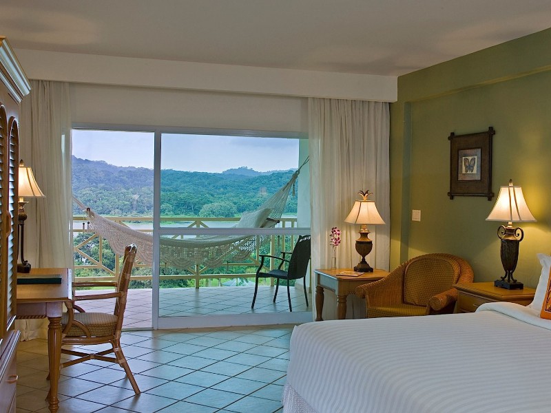 Gamboa Rainforest Resort Deluxe