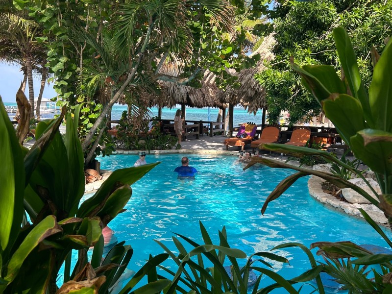 Ramons Village - Pool