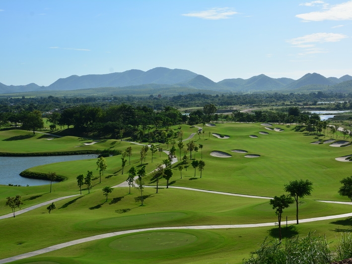 Grand Prix Golf Club