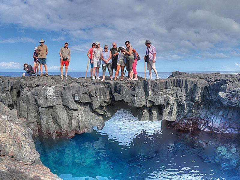 Reisegruppe auf Floreana