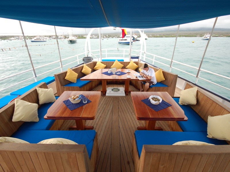 MS MARY ANNE Sonnendeck